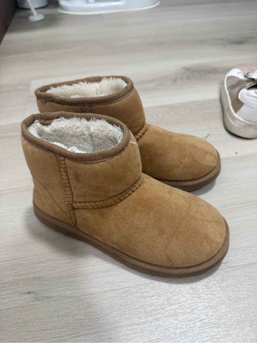 Amazon Girls Faux Suede Ankle Boots In Tan